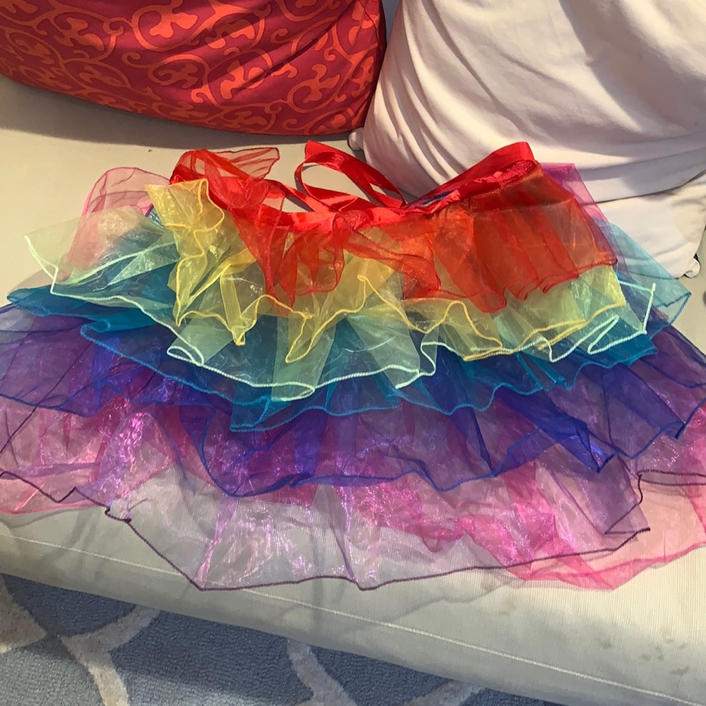 Leg avenue rainbow puffy tulle skirt wrap one size costume